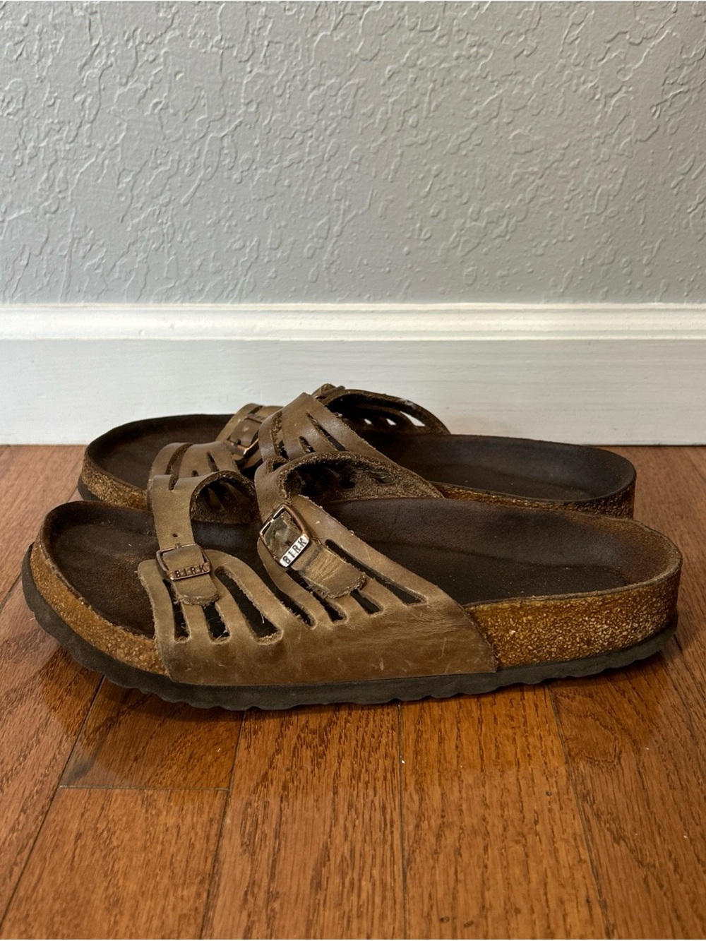 Birkenstock Granada Sandals Slides Slip On Shoes Women’s Size 8 Brown